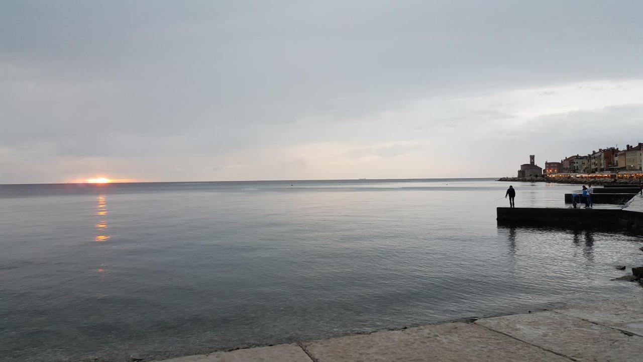Apartma Marjeta Lägenhet Piran Exteriör bild